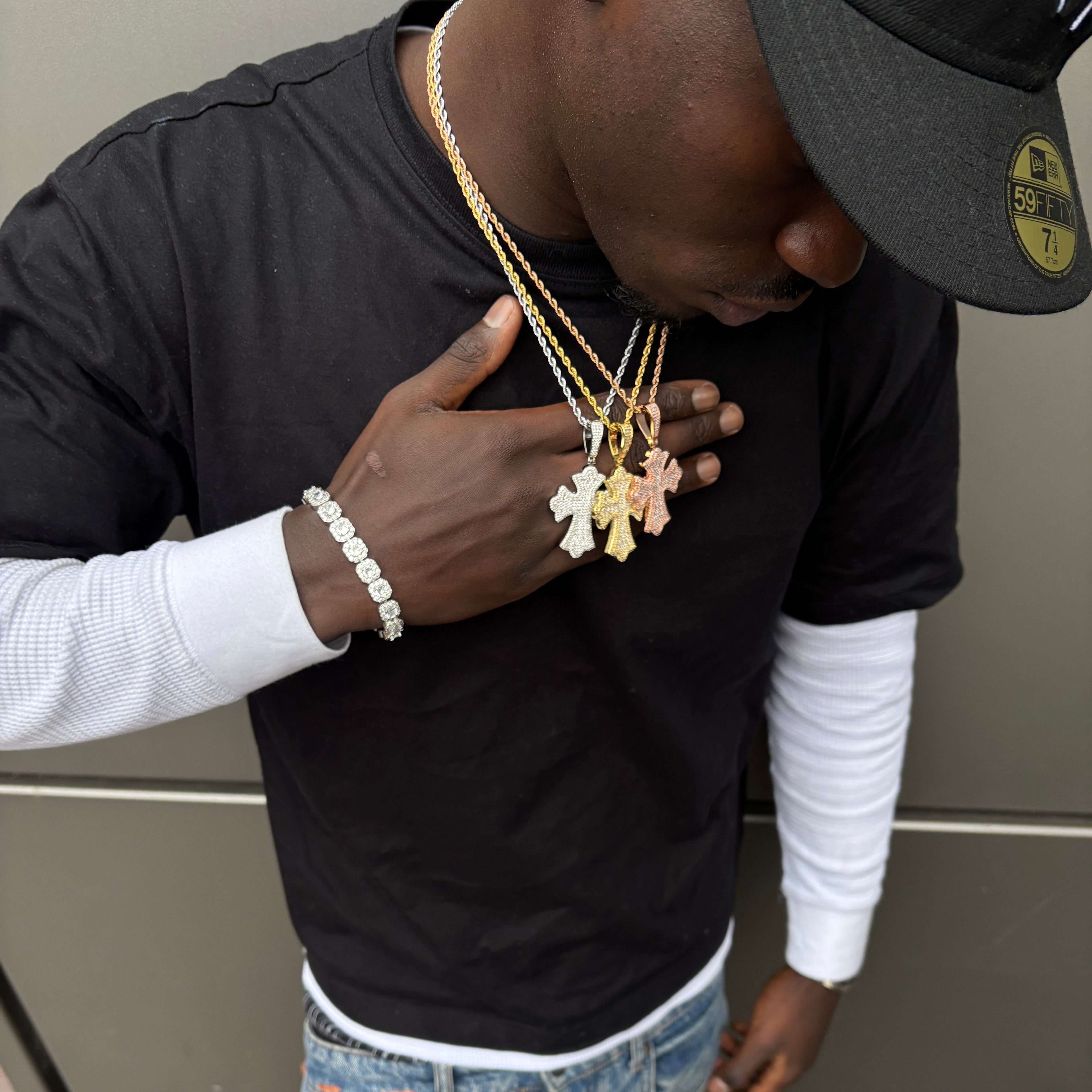 Aurix Cross Collection