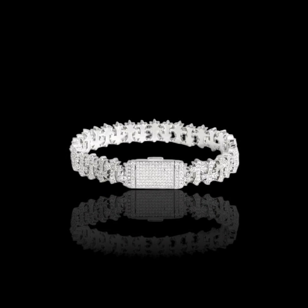 Aurix Cross Link Bracelet